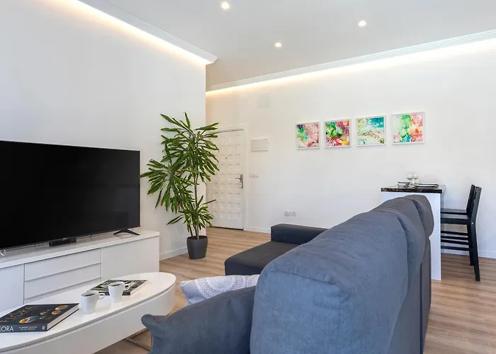 Apartment Precioso Con Terraza En La Nogalera By Rent Me