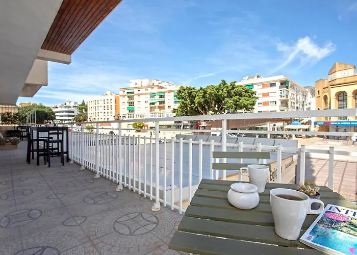 Precioso Con Terraza En La Nogalera By Rent Me Daire Torremolinos