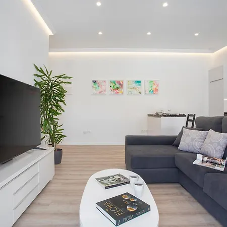 Precioso Con Terraza En La Nogalera By Rent Me *