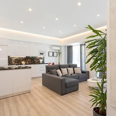 Precioso Con Terraza En La Nogalera By Rent Me Torremolinos