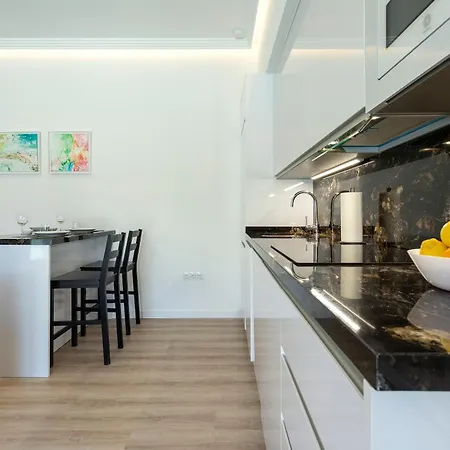 Precioso Con Terraza En La Nogalera By Rent Me Lejlighed