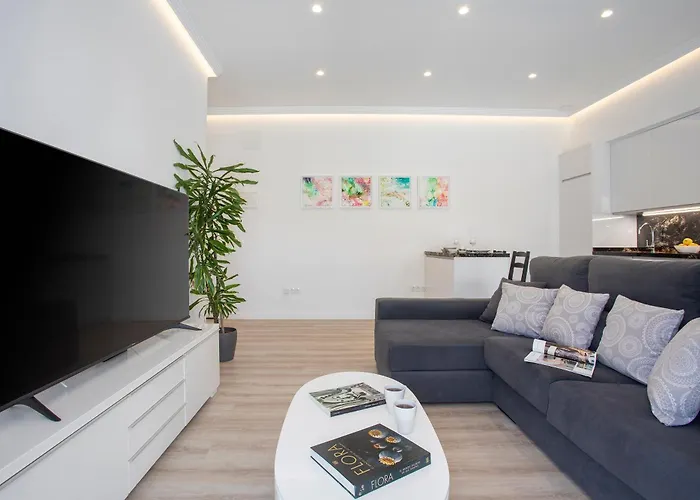 Precioso Con Terraza En La Nogalera By Rent Me *