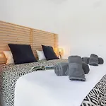 Precioso Con Terraza En La Nogalera By Rent Me *